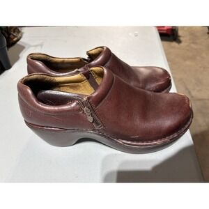 Ariat Malibu Leather Platform Clogs Brown Zip Up size 10 B
